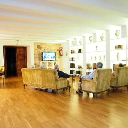Homestay Monasterio El Olivar